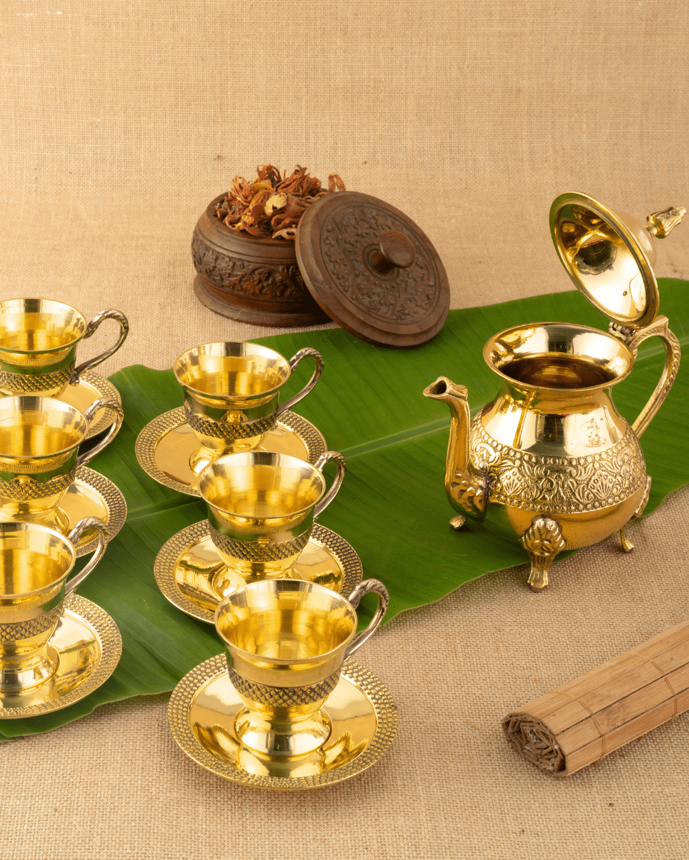 Brass Royal Cup Saucer Set with Kettle