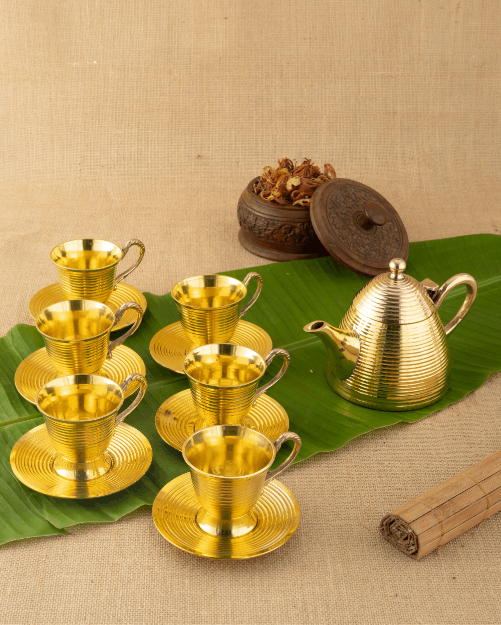 Brass Premium Cup Saucer Set with Kettle