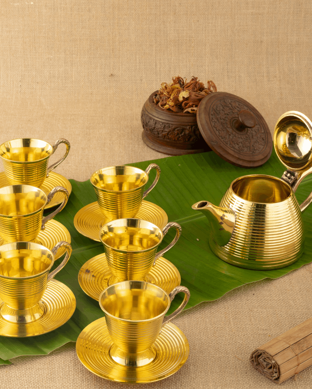 Royal Brass Premium Cup Saucer Set with Kettle